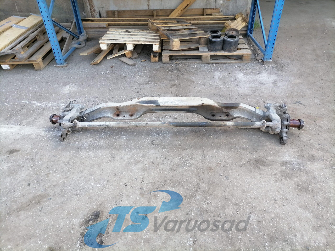 Volvo First axel housing 22115151 - Eixo dianteiro de Caminhão: foto 1 Volvo First axel housing 22115151 - Eixo dianteiro de Caminhão: foto 1