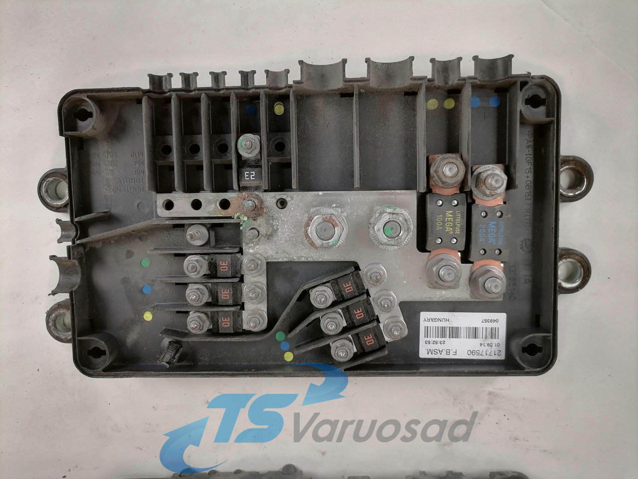 Volvo Fuse box 21717590 - Fusível de Caminhão: foto 4 Volvo Fuse box 21717590 - Fusível de Caminhão: foto 4