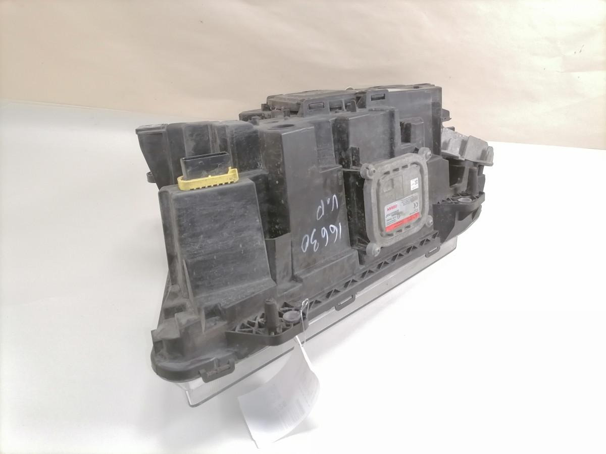 Volvo Light 22239247 - Iluminação de Caminhão: foto 5 Volvo Light 22239247 - Iluminação de Caminhão: foto 5