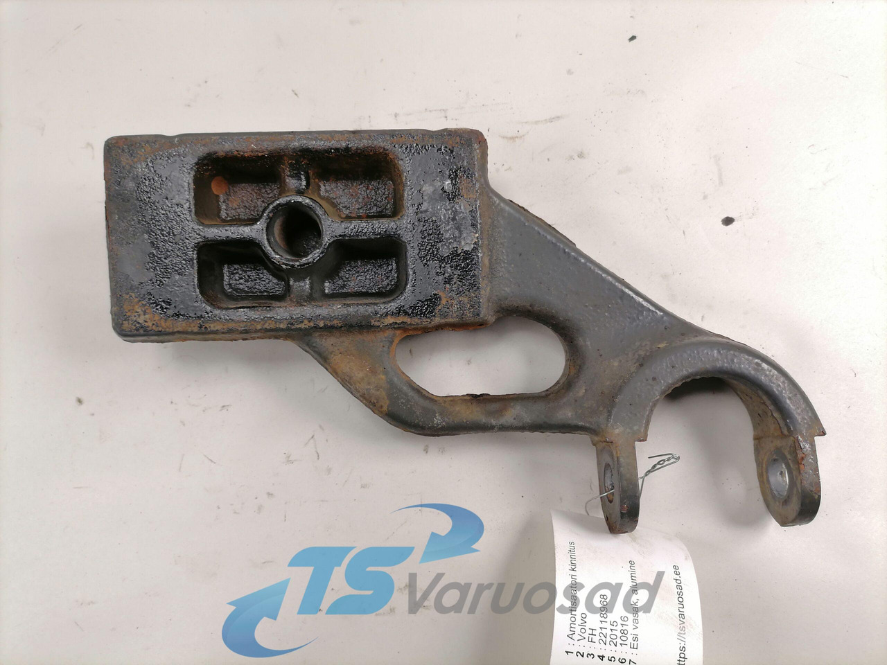 Volvo Shock absorber mounting 22118968 - Suspensão de Caminhão: foto 3 Volvo Shock absorber mounting 22118968 - Suspensão de Caminhão: foto 3