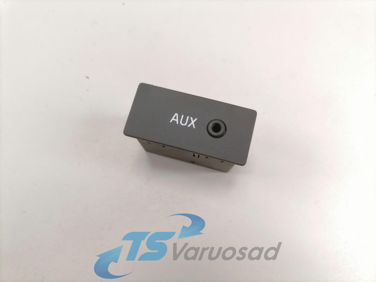 Volvo Volvo AUX pistiku paneel 21079667 - Sistema elétrico de Caminhão: foto 1 Volvo Volvo AUX pistiku paneel 21079667 - Sistema elétrico de Caminhão: foto 1