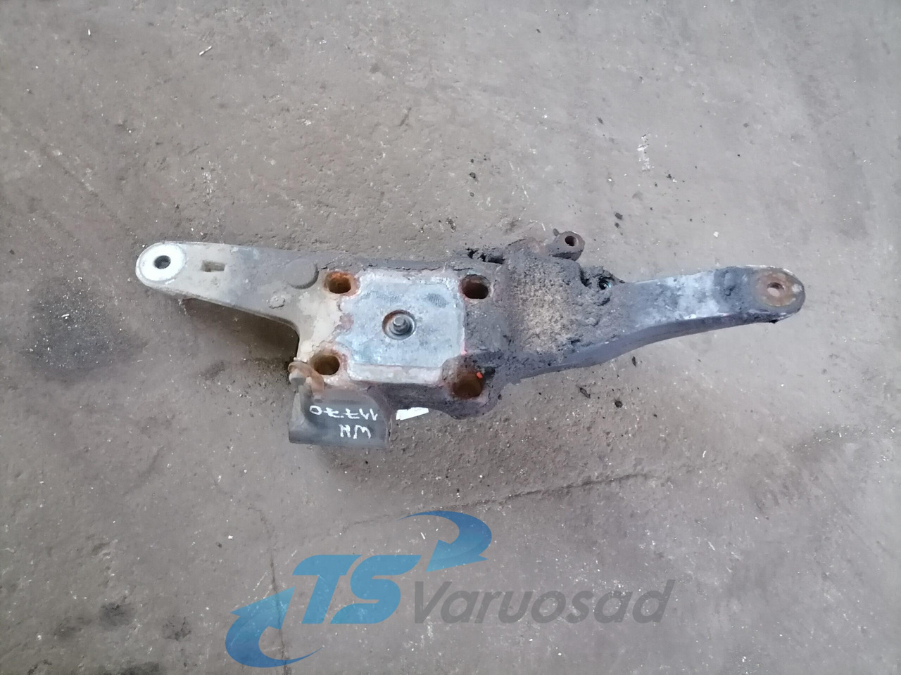 Volvo Volvo drive axle / axle mounting / airbag carrier 20428752 - Eixo e peças de Caminhão: foto 1 Volvo Volvo drive axle / axle mounting / airbag carrier 20428752 - Eixo e peças de Caminhão: foto 1