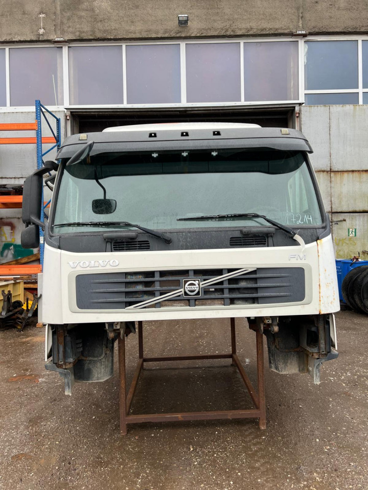 Volvo Volvo kabiin 85103669 - Cabine e interior de Caminhão: foto 5 Volvo Volvo kabiin 85103669 - Cabine e interior de Caminhão: foto 5