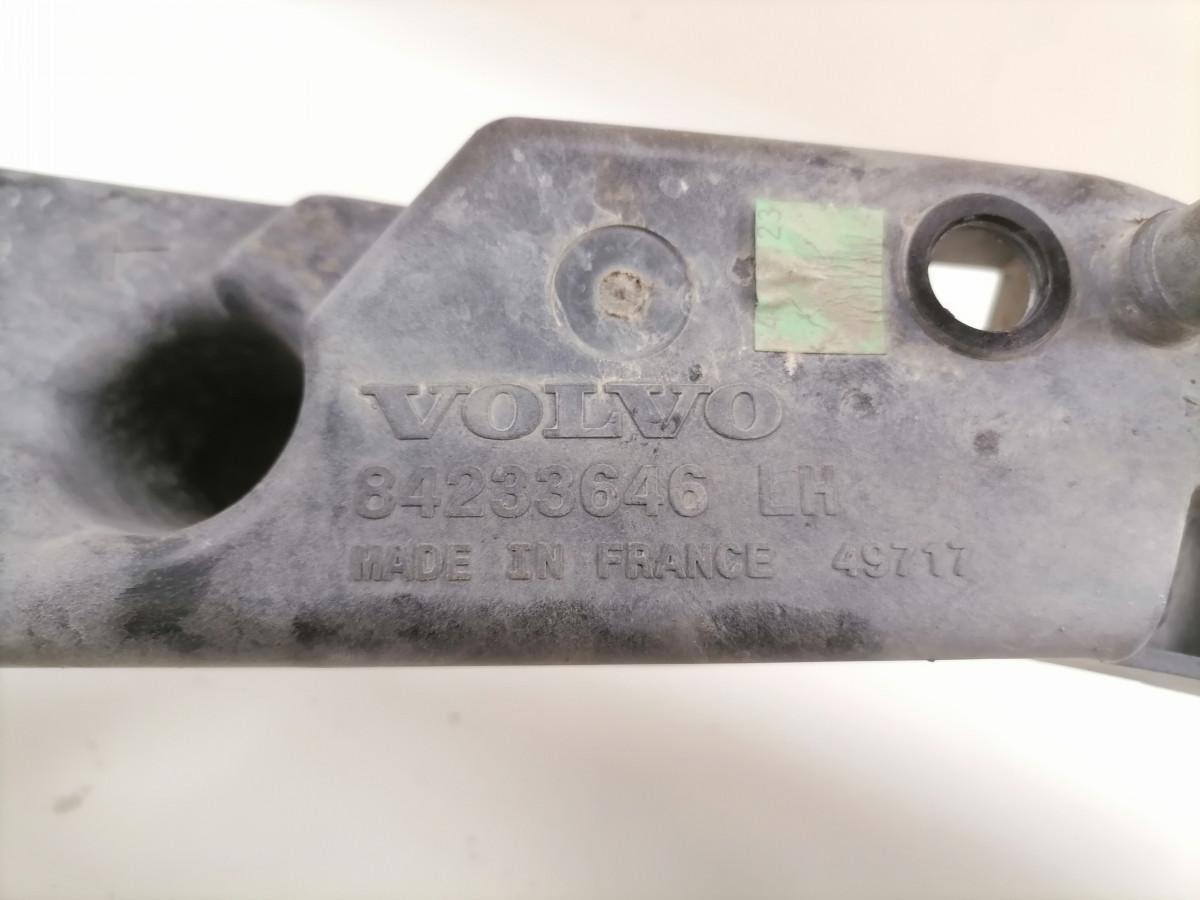 Volvo light bracket 84233646 - Iluminação de Caminhão: foto 3 Volvo light bracket 84233646 - Iluminação de Caminhão: foto 3