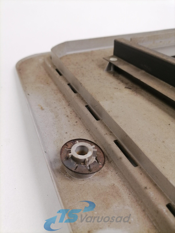 Volvo sunroof plastic cover 20379765 - Peça universal de Caminhão: foto 3 Volvo sunroof plastic cover 20379765 - Peça universal de Caminhão: foto 3