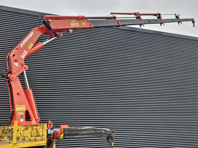 DAF CF 85.330 ATI / 40 t/m CRANE / KRAN / 8.500 km! - Caminhão grua: foto 2 DAF CF 85.330 ATI / 40 t/m CRANE / KRAN / 8.500 km! - Caminhão grua: foto 2