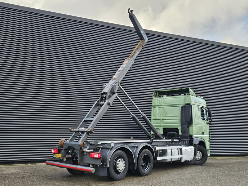 DAF XF 460 6x2 SPACECAB / HOOKLIFT / ABROLKIPPER - Caminhão polibenne: foto 3 DAF XF 460 6x2 SPACECAB / HOOKLIFT / ABROLKIPPER - Caminhão polibenne: foto 3