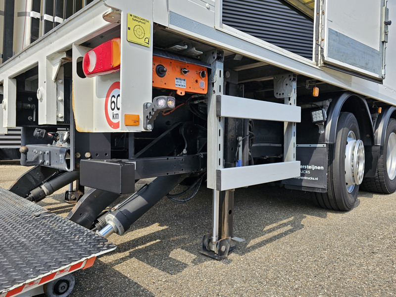 Caminhão furgão MAN TGM 26.320 / 6x2-4 / LBW / 6000kg TAIL LIFT: foto 11
