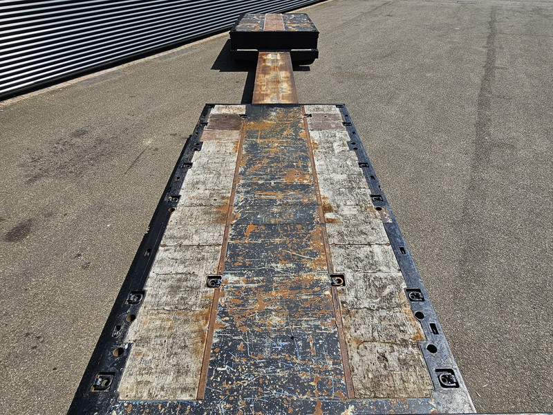 MEUSBURGER MPG 3 / LOW BED / EXTENDABLE / 3 x STEERING AXLE - Semireboque baixa: foto 5 MEUSBURGER MPG 3 / LOW BED / EXTENDABLE / 3 x STEERING AXLE - Semireboque baixa: foto 5