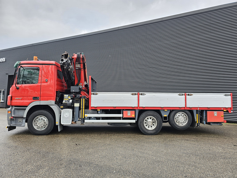 Camião de caixa aberta/ Plataforma, Caminhão grua Mercedes-Benz ACTROS 2541 6X2 / PALFINGER PK 42 t/m CRANE / KRAN: foto 12