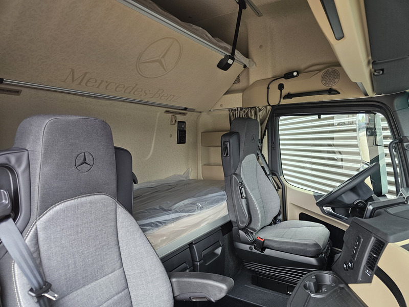 Tractor Mercedes-Benz ACTROS 2548 / GIGASPACE / 6X2/4 / !! NEW !! / PTO: foto 17