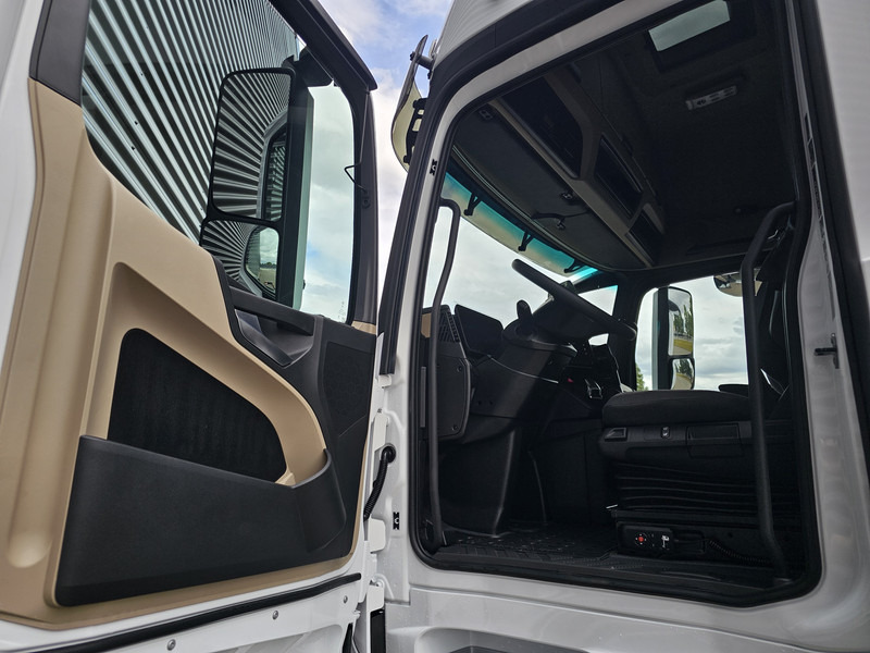 Tractor Mercedes-Benz ACTROS 2548 / GIGASPACE / 6X2/4 / !! NEW !! / PTO: foto 14
