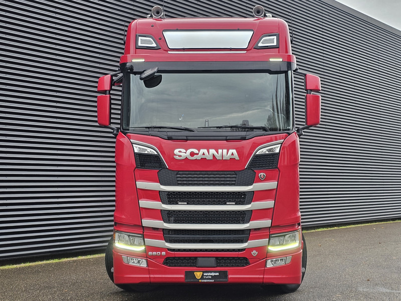 Scania S660 V8 6x2/4 / RETARDER / HYDRAULIC / FULL AIR - Tractor: foto 5 Scania S660 V8 6x2/4 / RETARDER / HYDRAULIC / FULL AIR - Tractor: foto 5