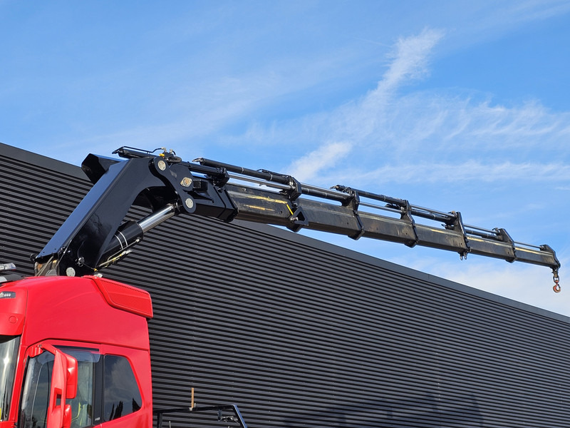 Volvo FH 16.650 8x4 / HIAB 105 t/m CRANE / KRAN - Caminhão grua: foto 2 Volvo FH 16.650 8x4 / HIAB 105 t/m CRANE / KRAN - Caminhão grua: foto 2