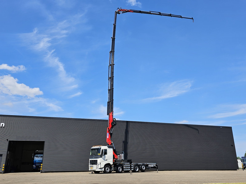 Volvo FH 540 8x2/6 / 85 t/m CRANE + JIB / KRAN / RETARDER - Caminhão grua: foto 2 Volvo FH 540 8x2/6 / 85 t/m CRANE + JIB / KRAN / RETARDER - Caminhão grua: foto 2