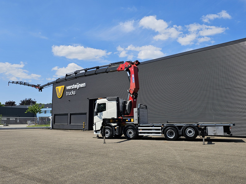 Volvo FH 540 8x2/6 / 85 t/m CRANE + JIB / KRAN / RETARDER - Caminhão grua: foto 3 Volvo FH 540 8x2/6 / 85 t/m CRANE + JIB / KRAN / RETARDER - Caminhão grua: foto 3