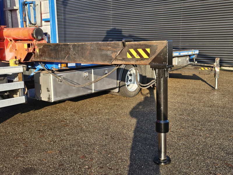 Volvo FM 410 6x2 / FASSI 42 t/m CRANE / KRAN - Caminhão grua: foto 4 Volvo FM 410 6x2 / FASSI 42 t/m CRANE / KRAN - Caminhão grua: foto 4