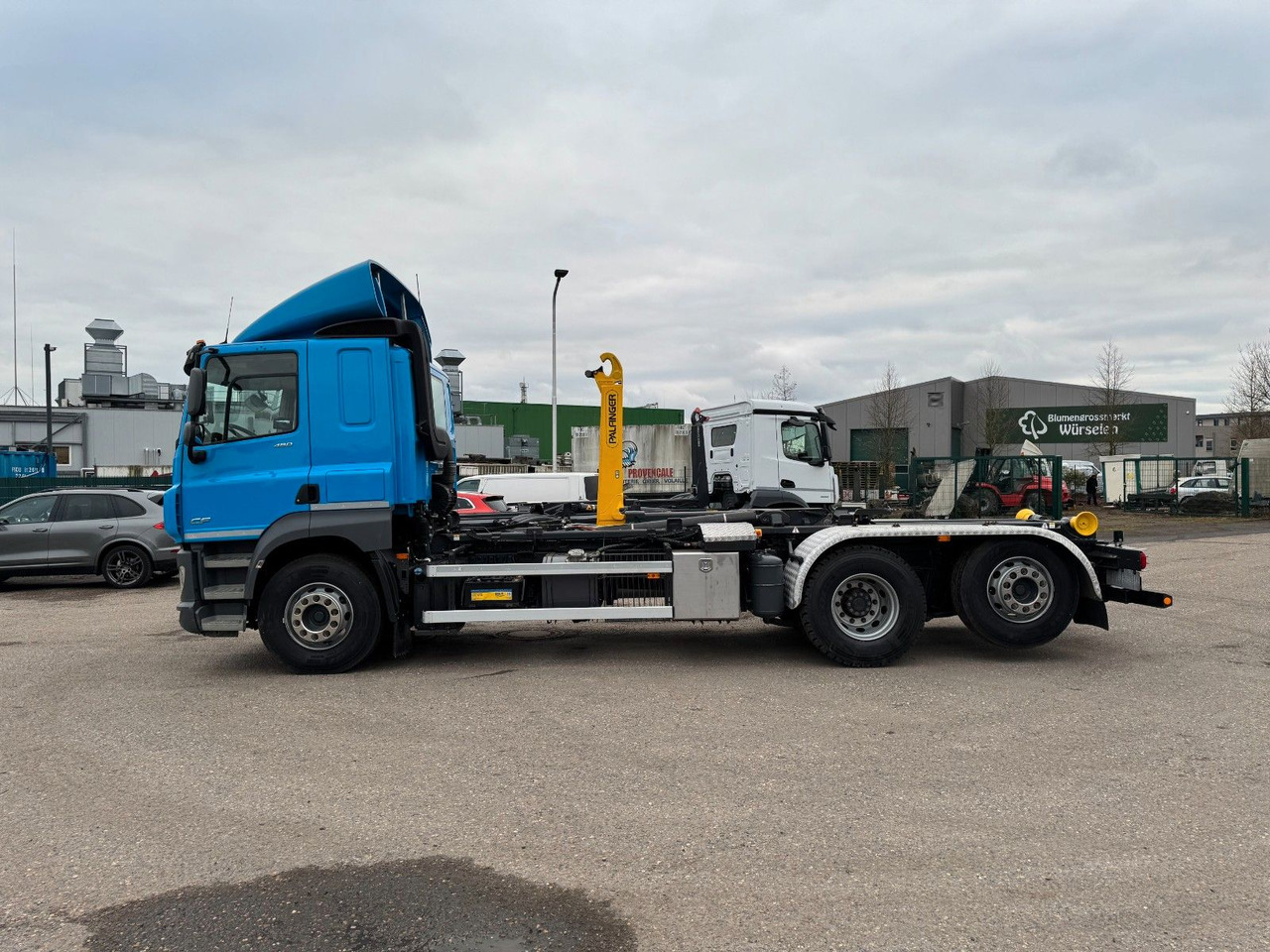 DAF CF 480 6X2 Abroller Funk 8 Stück neue Pirelli DAF CF 480 6X2 Abroller Funk 8 Stück neue Pirelli - Caminhão polibenne: foto 5 DAF CF 480 6X2 Abroller Funk 8 Stück neue Pirelli DAF CF 480 6X2 Abroller Funk 8 Stück neue Pirelli - Caminhão polibenne: foto 5