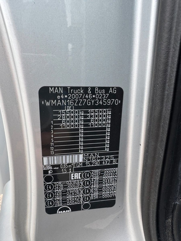 MAN 15.290 4X2 Koffer mit Hebebühne AHK - Caminhão furgão: foto 3 MAN 15.290 4X2 Koffer mit Hebebühne AHK - Caminhão furgão: foto 3