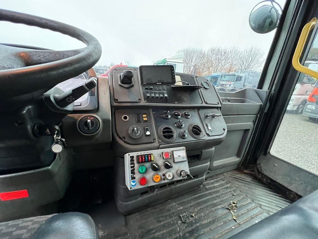 MAN 28.350 6X2 als Fahrgestell mit oder ohne Aufbau MAN 28.350 6X2 als Fahrgestell mit oder ohne Aufbau - Caminhão chassi: foto 5 MAN 28.350 6X2 als Fahrgestell mit oder ohne Aufbau MAN 28.350 6X2 als Fahrgestell mit oder ohne Aufbau - Caminhão chassi: foto 5