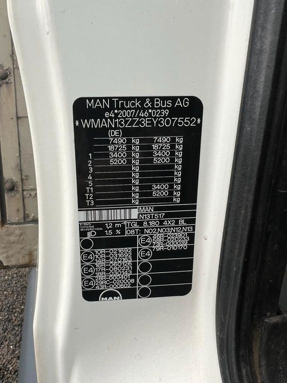 MAN 8.180 4X2 offene Pritsche MAN 8.180 4X2 offene Pritsche - Furgão caixa aberta: foto 3 MAN 8.180 4X2 offene Pritsche MAN 8.180 4X2 offene Pritsche - Furgão caixa aberta: foto 3