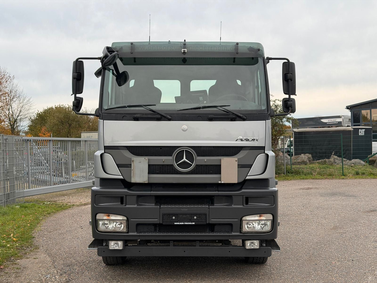 Mercedes-Benz 2540 L 6x2 Palfinger T20 mit hydr. Containerverr - Caminhão polibenne: foto 5 Mercedes-Benz 2540 L 6x2 Palfinger T20 mit hydr. Containerverr - Caminhão polibenne: foto 5