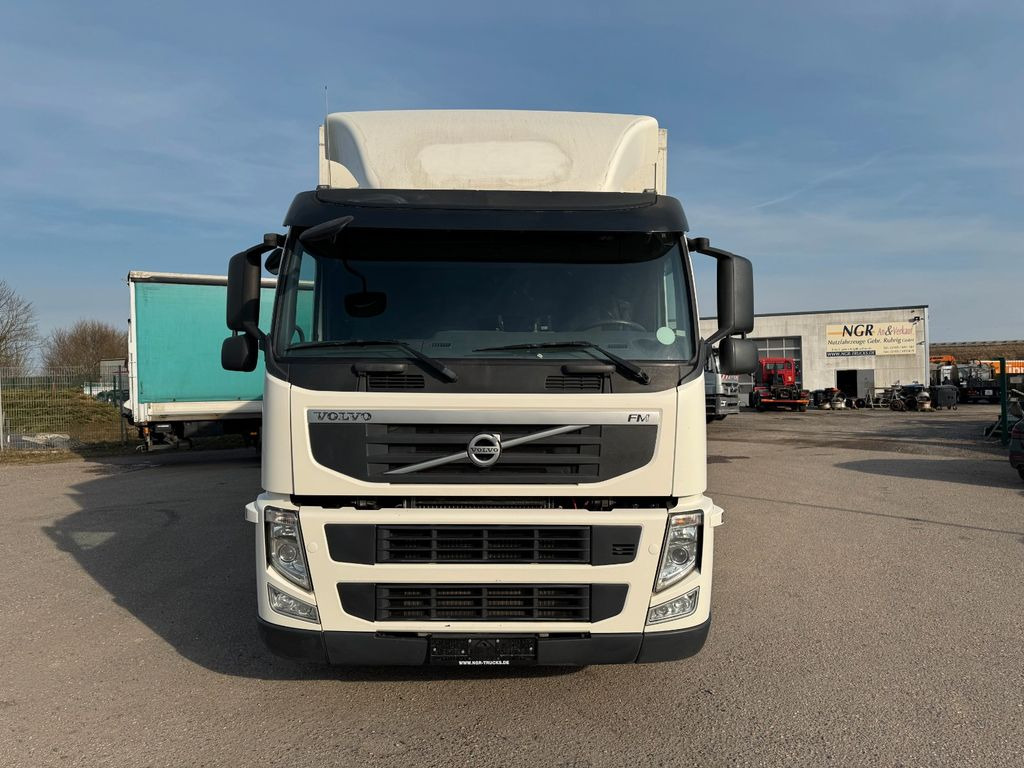 Volvo FM 410 6X2 Kühlkoffer mit Carrier Diesel & Strom - Caminhão frigorífico: foto 5 Volvo FM 410 6X2 Kühlkoffer mit Carrier Diesel & Strom - Caminhão frigorífico: foto 5