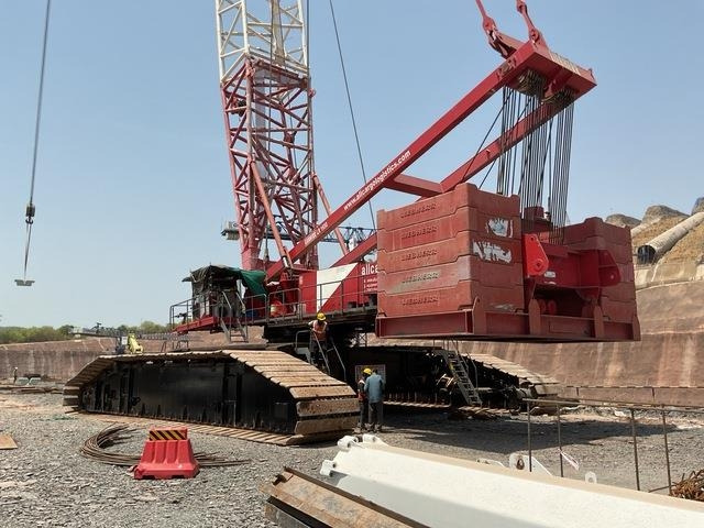 Liebherr LR1650 - Guindaste sobre esteiras: foto 2 Liebherr LR1650 - Guindaste sobre esteiras: foto 2