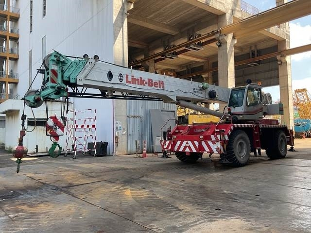 Link-Belt RTC8050-2 - Grua de estaleiro: foto 1 Link-Belt RTC8050-2 - Grua de estaleiro: foto 1
