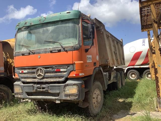 Mercedes-Benz ACTROS 3341 - Caminhão basculante: foto 1 Mercedes-Benz ACTROS 3341 - Caminhão basculante: foto 1