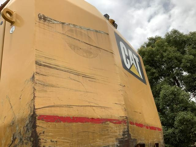 Escavadora de rastos CAT 6015B: foto 24
