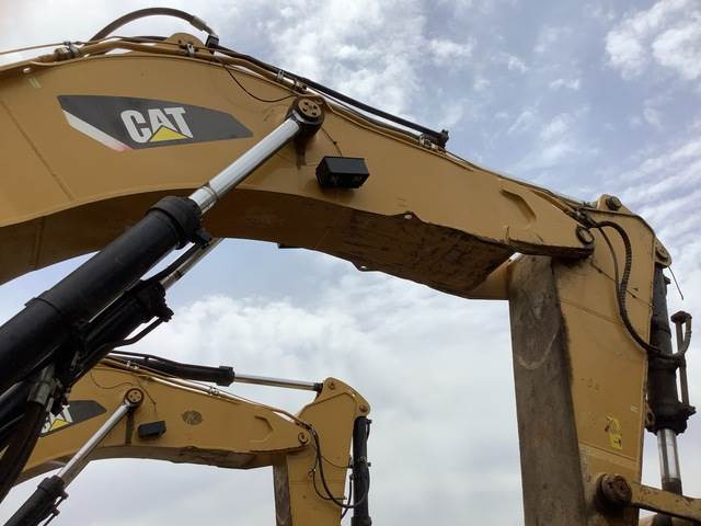 Escavadora de rastos CAT 6015B: foto 19