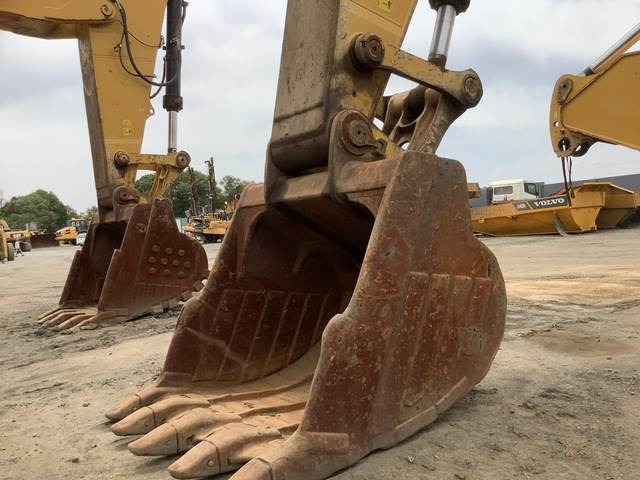 Escavadora de rastos CAT 6015B: foto 20