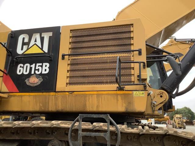 Escavadora de rastos CAT 6015B: foto 18