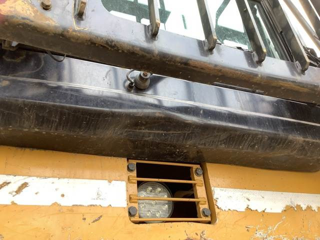 Escavadora de rastos CAT 6015B: foto 9