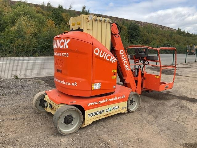 JLG Toucan 12E Plus - Plataforma de mastro vertical: foto 3 JLG Toucan 12E Plus - Plataforma de mastro vertical: foto 3
