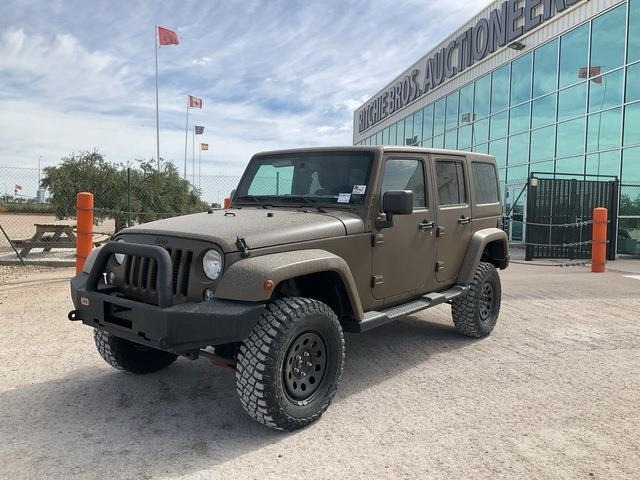 Jeep Wrangler JK Command - Automóvel: foto 1 Jeep Wrangler JK Command - Automóvel: foto 1