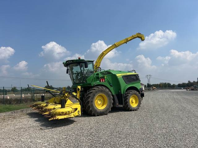 John Deere 9800 - Picadora de forragem automotriz: foto 1 John Deere 9800 - Picadora de forragem automotriz: foto 1
