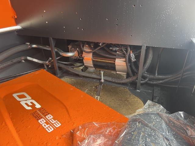 Empilhadeira elétrica Doosan B30X-7 PLUS: foto 11 Empilhadeira elétrica Doosan B30X-7 PLUS: foto 11