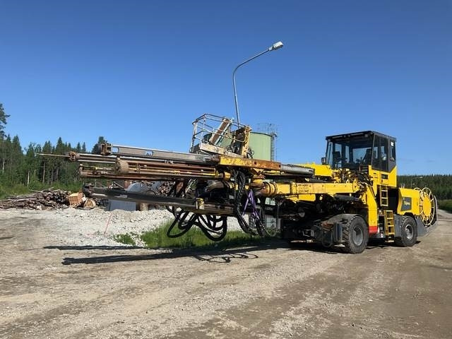 Atlas Copco XE3C - Máquina de mineração: foto 1 Atlas Copco XE3C - Máquina de mineração: foto 1