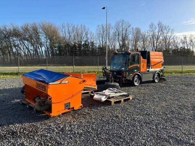 Boschung Pony P4T - Varredora urbana: foto 1 Boschung Pony P4T - Varredora urbana: foto 1