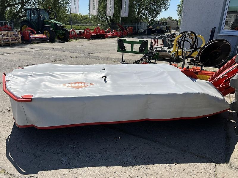 Kuhn GMD 280-FF SEHR GUT - Gadanheira: foto 3 Kuhn GMD 280-FF SEHR GUT - Gadanheira: foto 3
