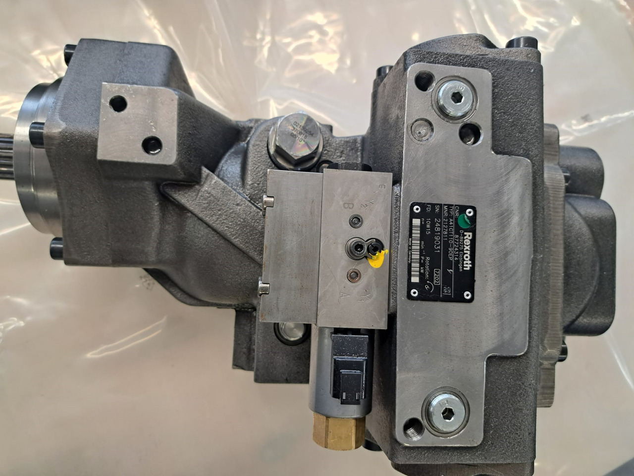REXROTH A41CT 110 - 90 EP - Bomba hidráulica de Trator: foto 1 REXROTH A41CT 110 - 90 EP - Bomba hidráulica de Trator: foto 1