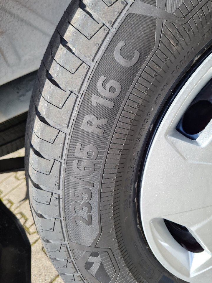 Micro-ônibus, Furgão de passageiros Ford Transit 350 Kombi TDCi L3 AG Trend 9 Sitze AHK KAMERA: foto 17 Micro-ônibus, Furgão de passageiros Ford Transit 350 Kombi TDCi L3 AG Trend 9 Sitze AHK KAMERA: foto 17