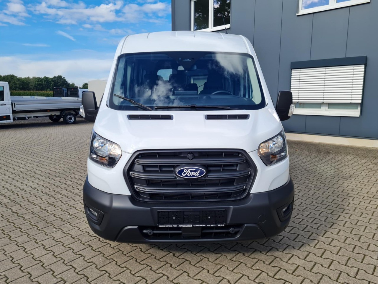 Ford Transit 350 Kombi TDCi L3 Trend 9 Sitzer AUTOMATIK - Carrinha cabine dupla: foto 2 Ford Transit 350 Kombi TDCi L3 Trend 9 Sitzer AUTOMATIK - Carrinha cabine dupla: foto 2