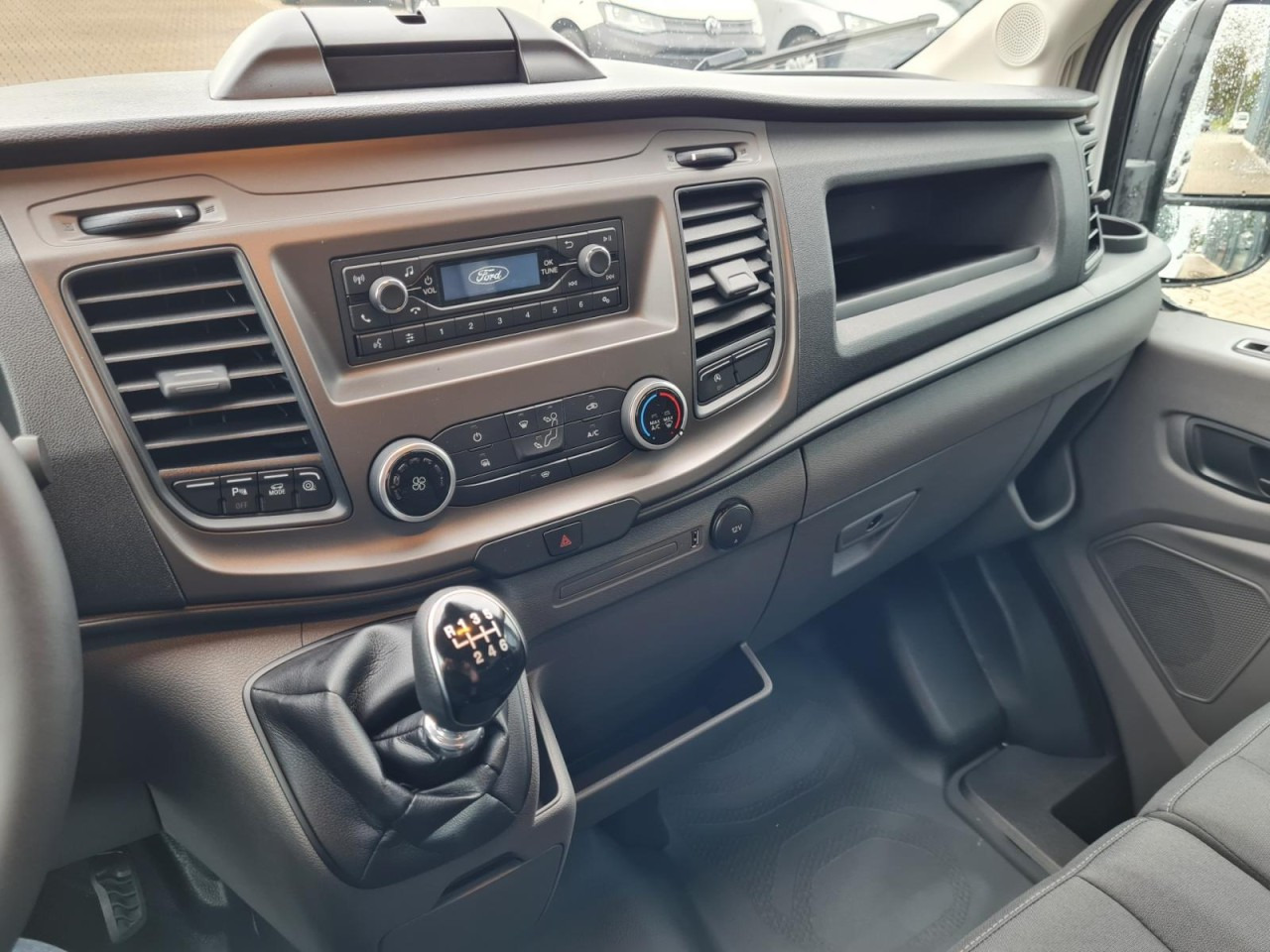 Furgão compacto Ford Transit Kasten TDCi L2H2 Trend Klima Holzverkleid.: foto 12