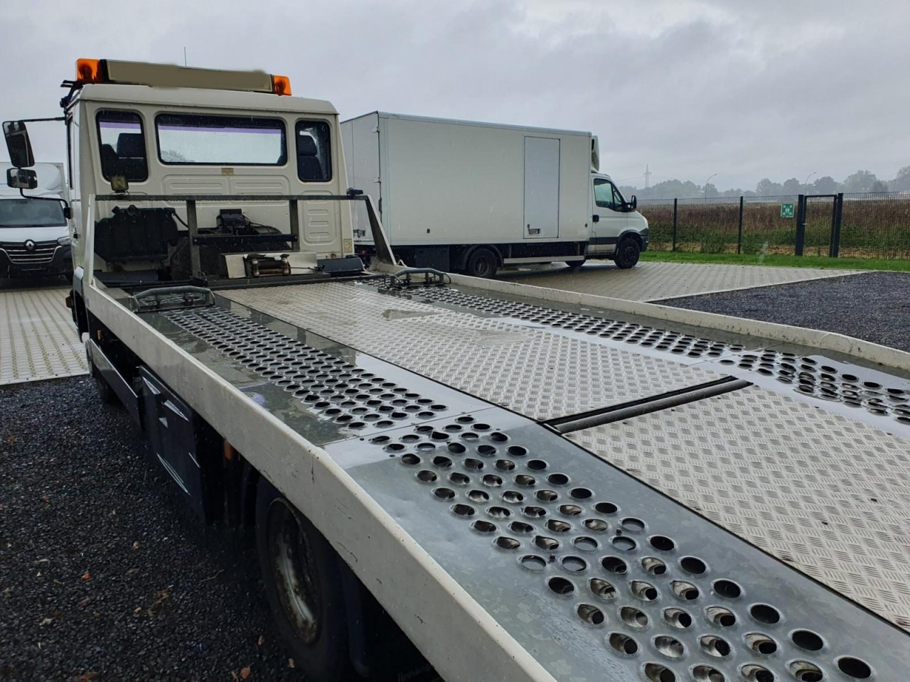 Man LE 8.180 Autotransporter evtl. mit Anhänger - Caminhão transporte de veículos: foto 5 Man LE 8.180 Autotransporter evtl. mit Anhänger - Caminhão transporte de veículos: foto 5