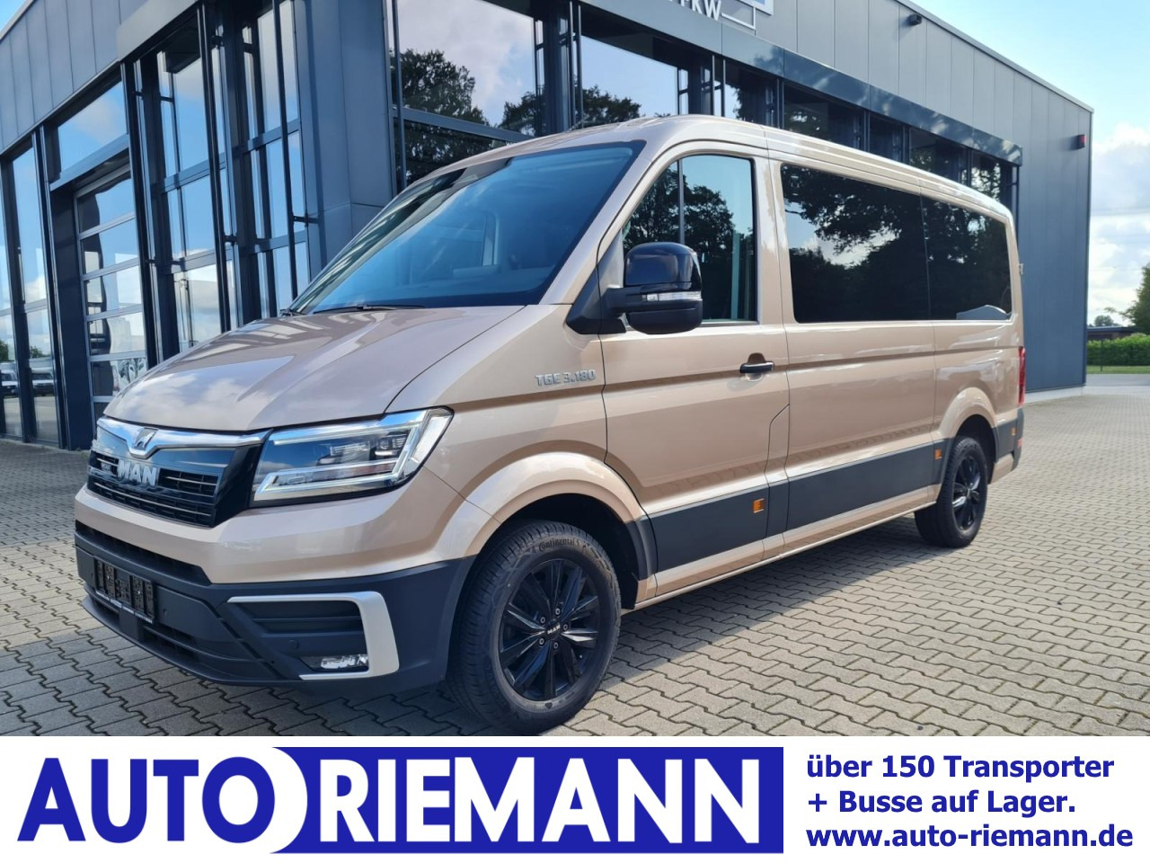 Man TGE 3.180 TDi Kombi 9 Sitze ALU KAMERA LED LEDER Sonderumbau - Micro-ônibus, Furgão de passageiros: foto 1 Man TGE 3.180 TDi Kombi 9 Sitze ALU KAMERA LED LEDER Sonderumbau - Micro-ônibus, Furgão de passageiros: foto 1