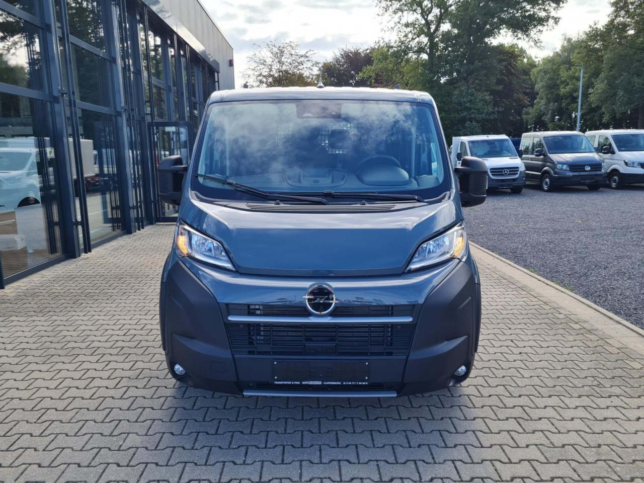 Opel Movano 3,5t Doka 2.2 HDI 140 L3 verstärkt AHK - Furgão caixa aberta: foto 2 Opel Movano 3,5t Doka 2.2 HDI 140 L3 verstärkt AHK - Furgão caixa aberta: foto 2