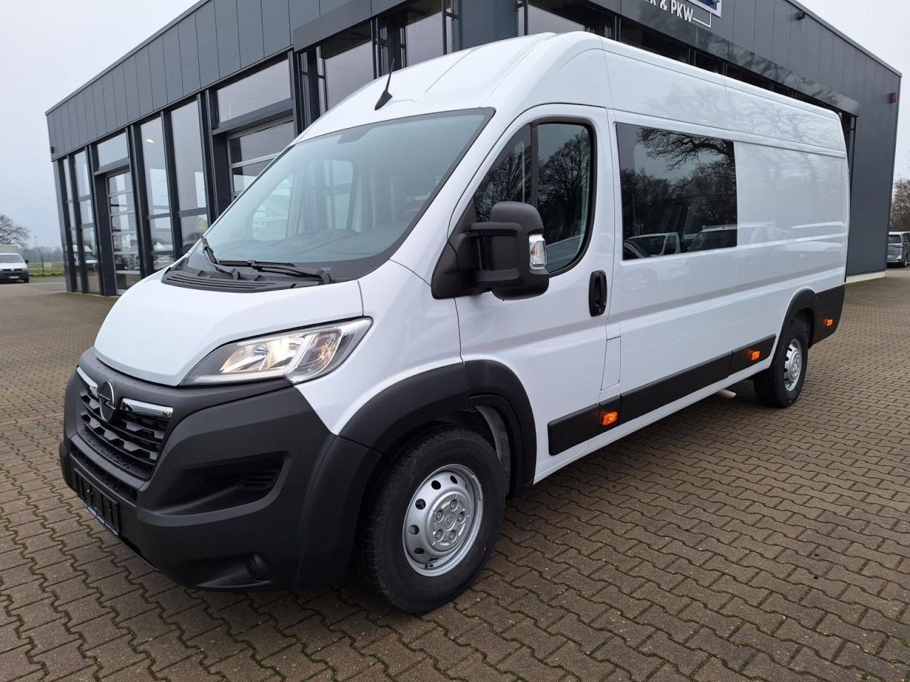 Opel Movano 35 Kasten L4 Doka 6-Sitze verstärkt PDC T - Furgão, Carrinha cabine dupla: foto 3 Opel Movano 35 Kasten L4 Doka 6-Sitze verstärkt PDC T - Furgão, Carrinha cabine dupla: foto 3